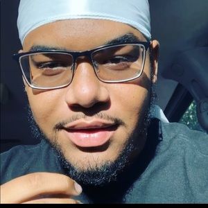 Meet your Posher, Jason